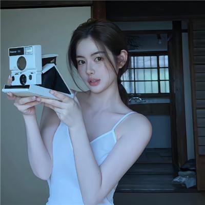 踉跄女孩